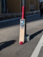 𝐀𝟑 𝐒𝐩𝐨𝐫𝐭𝐬 𝐂𝐫𝐢𝐜𝐤𝐞𝐭 𝐁𝐚𝐭 𝐟𝐨𝐫 𝐇𝐞𝐚𝐯𝐲 𝐓𝐞𝐧𝐧𝐢𝐬 𝐁𝐚𝐥𝐥 - Image 3